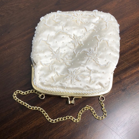 Walborg Satin Beaded Purse. - Picture 4 of 8
